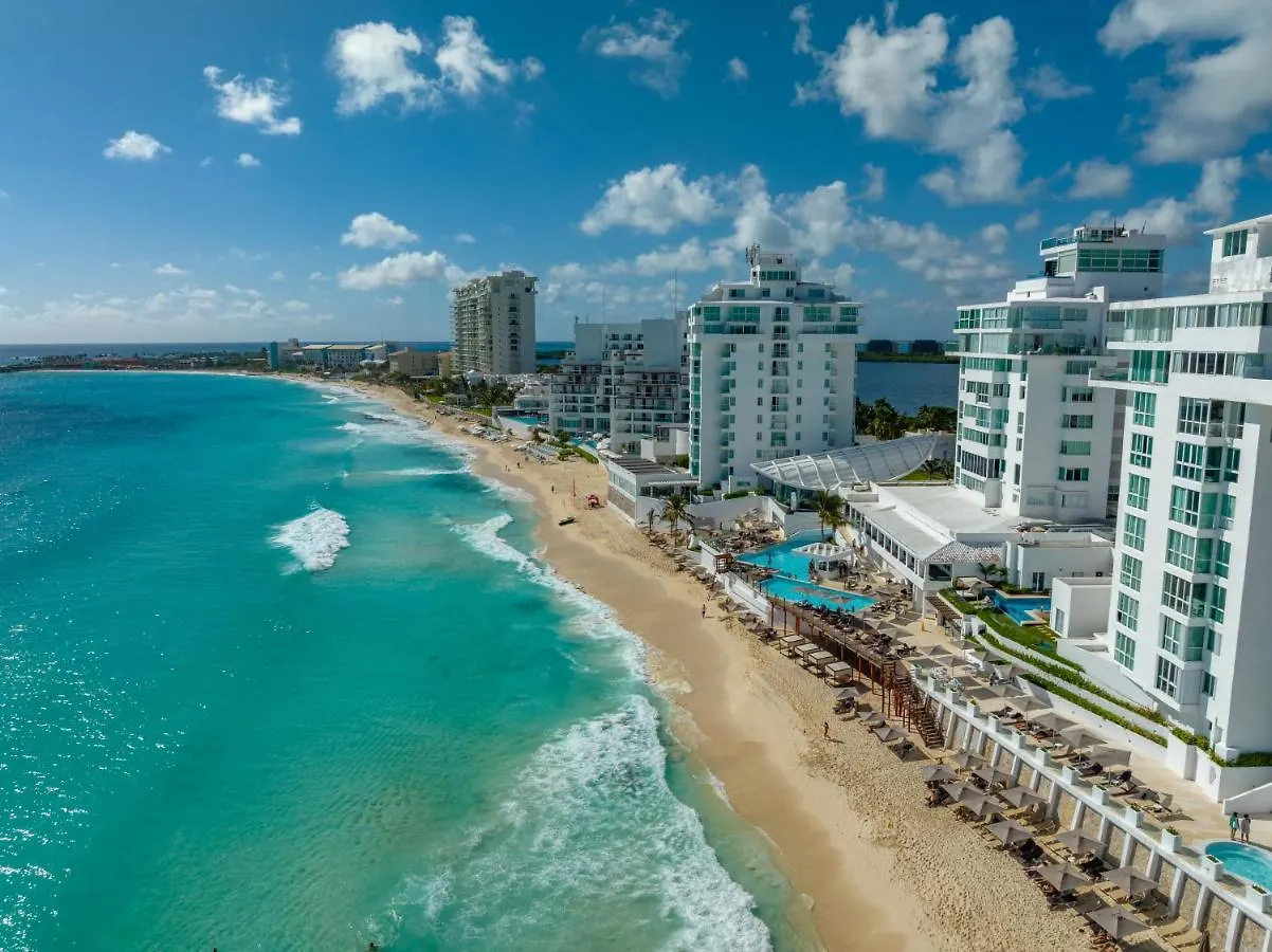 קנקון Beachfront Ocean View-Boutique Apartment •Gym •Spa מקסיקו